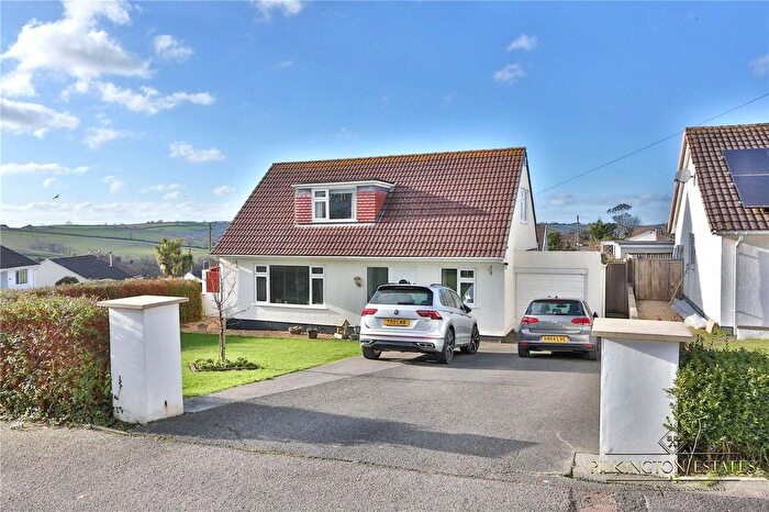 4 Bedroom Bungalow For Sale In Sunnybanks, Hatt, Saltash, Cornwall, PL12