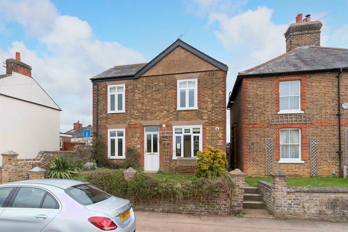 3 Bedroom Detached House To Rent In Barrells Down Road, Bishops Stortford, Herts, CM23