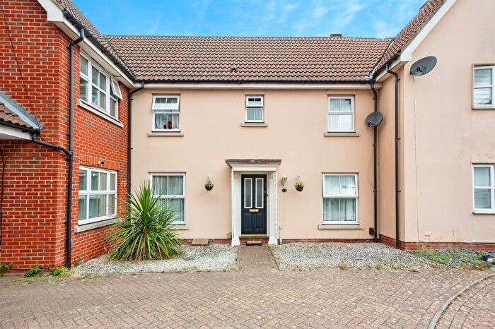 3 Bedroom Terraced House For Sale In Mary Rose Close, Chafford Hundred, Grays, RM16