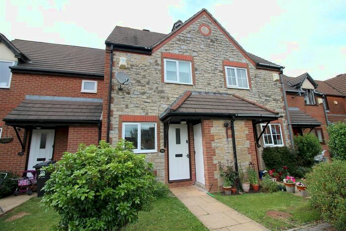 2 Bedroom Property To Rent In Hay Leaze, Brimsham Park, Yate, Bristol, BS37