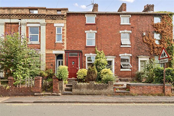 3 Bedroom Terraced House For Sale In Coventry Street, Kidderminster, Worcestershire, DY10