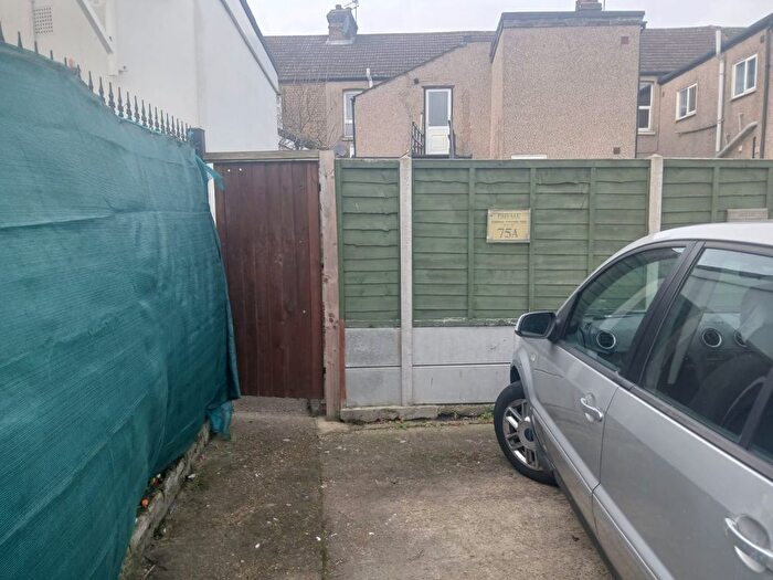 1 Bedroom Flat To Rent In Upper Wickham Lane, Welling, DA16