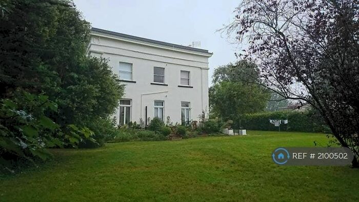 1 Bedroom Flat To Rent In Fore Street, Exeter, EX1