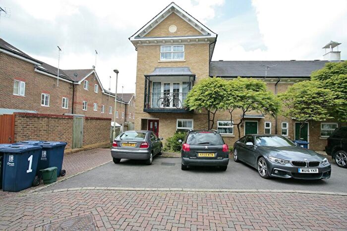 5 Bedroom Detached House To Rent In Reliance Way, Oxford, Oxford, Oxfordshire, OX4