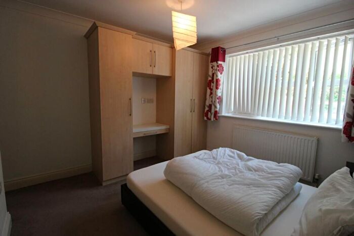 3 Bedroom Flat To Rent In St Albans Road, Bournemouth, BH8