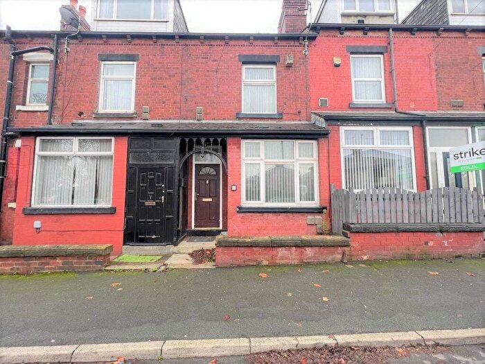 4 Bedroom Terraced House To Rent In Ecclesburn Road, Leeds, West Yorkshire, LS9