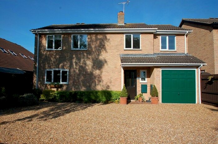 4 Bedroom Detached House To Rent In Glatton Road, Sawtry, Huntingdon, Cambridgeshire PE28