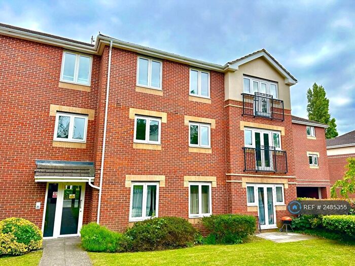 2 Bedroom Flat To Rent In Eastside Court, Southampton, SO18