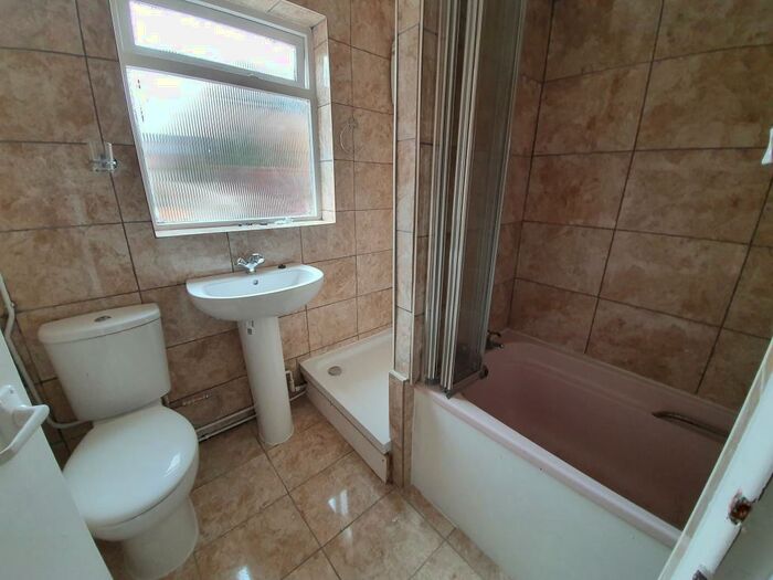 3 Bedroom House To Rent In Rose Hill, Braintree, CM7