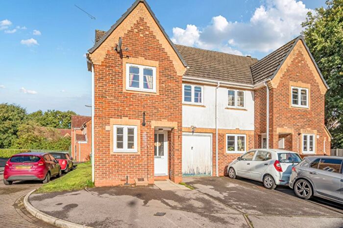 3 Bedroom End Of Terrace House For Sale In Linfield Copse, Thakeham, RH20