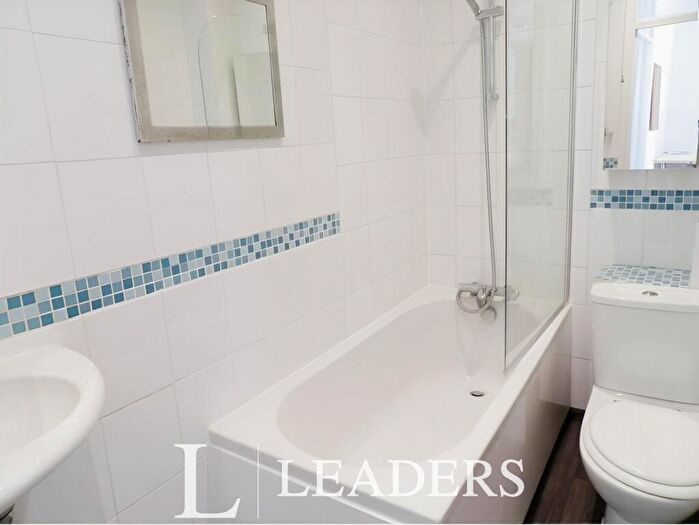 1 Bedroom End Of Terrace House To Rent In Clyde Road, Brighton, BN1