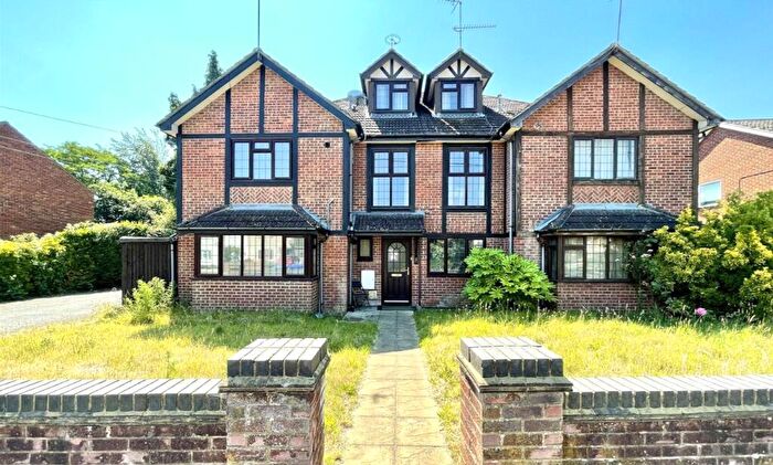 1 Bedroom House To Rent In Chapel Lane, Farnborough, Hampshire, GU14