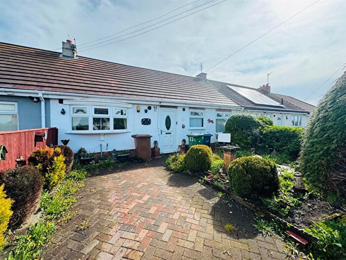 2 Bedroom Bungalow For Sale In York Crescent, Hetton-Le-Hole, Houghton Le Spring, DH5