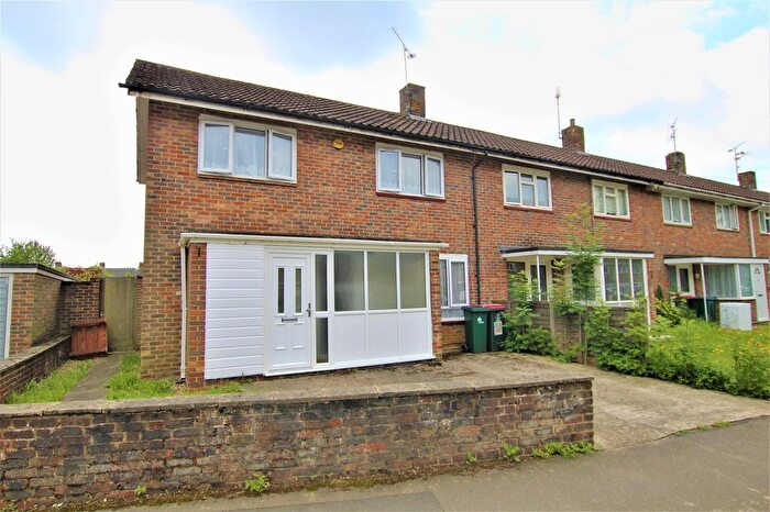 2 Bedroom End Of Terrace House To Rent In Rushetts Road, Crawley, West Sussex., RH11