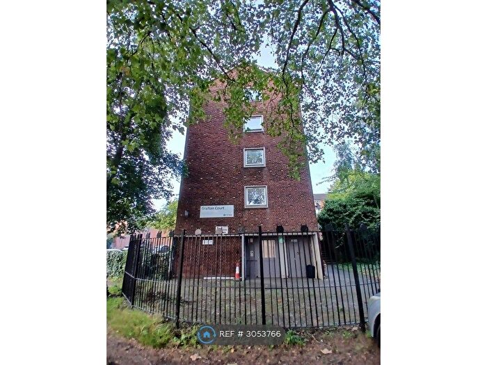 2 Bedroom Flat To Rent In Grafton Court, Nottingham, NG7