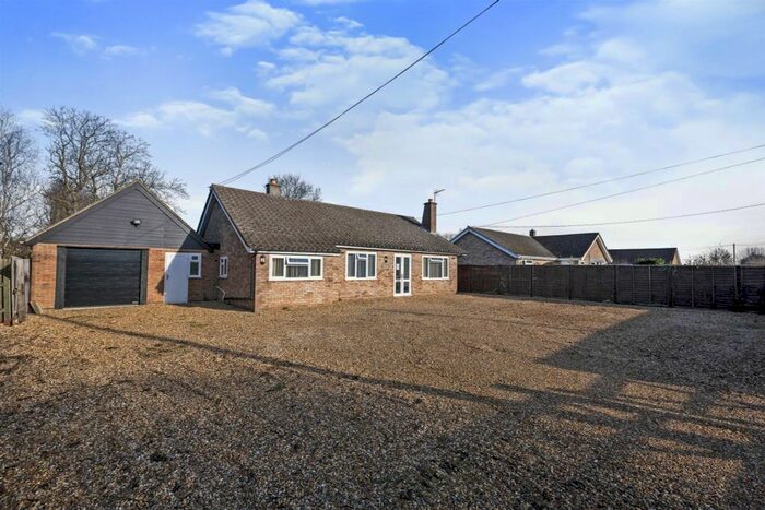 4 Bedroom Detached Bungalow For Sale In School Lane, Chittering, Cambridge, CB25