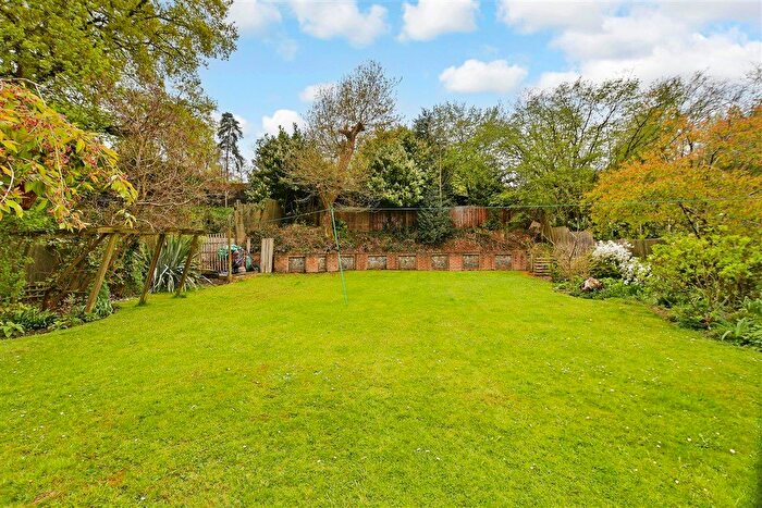 3 Bedroom Detached House For Sale In Heron Hill Lane, Culverstone, Meopham, Kent, DA13