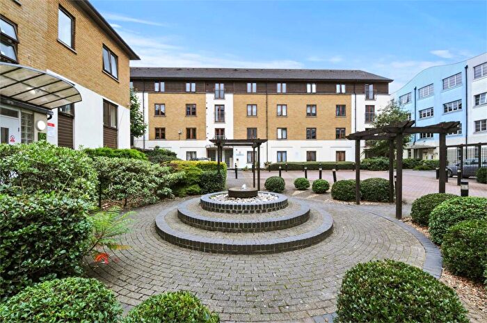 2 Bedroom Apartment To Rent In Sunlight Square, London, E2