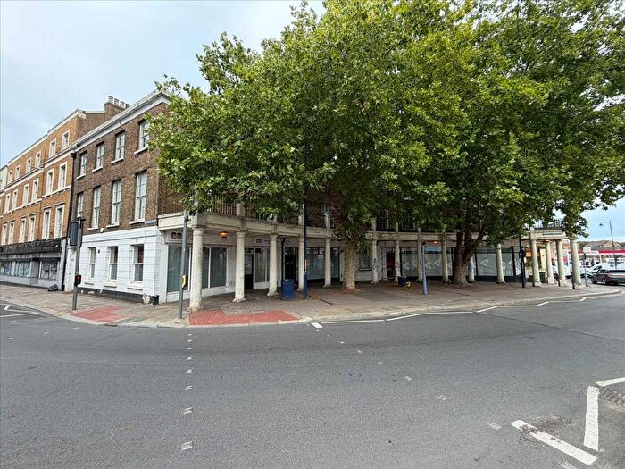 1 Bedroom Flat To Rent In Berkley Crescent, Gravesend, DA12