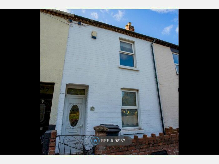 4 Bedroom Terraced House To Rent In Great Western Road, Gloucester, GL1