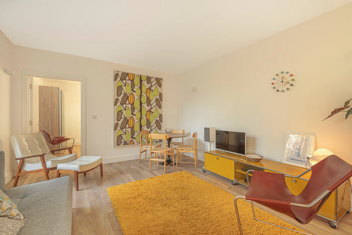 1 Bedroom Apartment To Rent In Lee Road, Blackheath, SE3