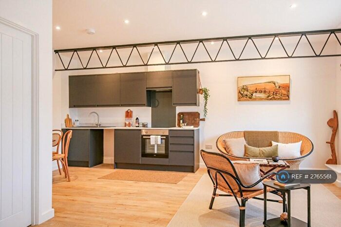 1 Bedroom Flat To Rent In Sandy Park, Bristol, BS4