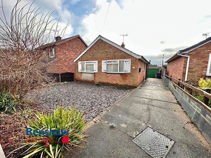 2 Bedroom Detached Bungalow For Sale In Wade Avenue, Ilkeston, DE7