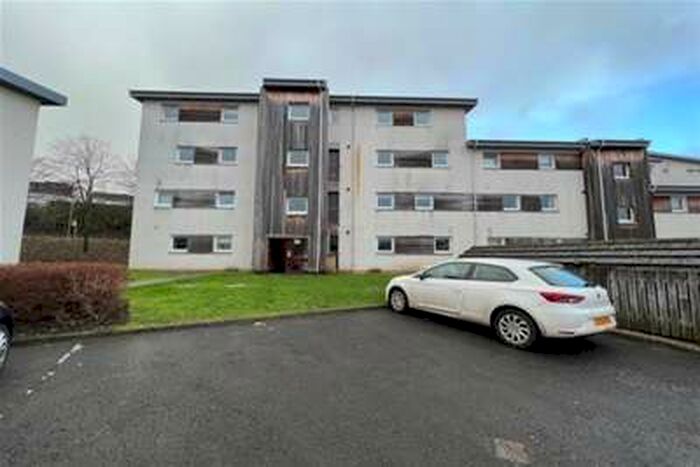 2 Bedroom Flat To Rent In Strathclyde Gardens, Cambuslang, G72