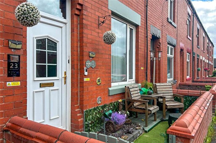 3 Bedroom Terraced House For Sale In Birchenlea Street, Chadderton, Oldham, OL9