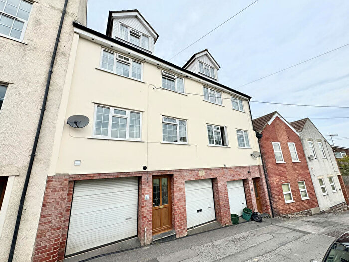 3 Bedroom Terraced House For Sale In The Old Store House, Back Lane, Pill, BS20