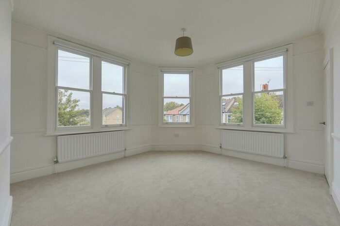 2 Bedroom Flat To Rent In Ardmere Road, Hither Green, London, SE13