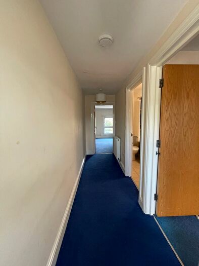 1 Bedroom Flat To Rent In High Street North, Dunstable, LU6