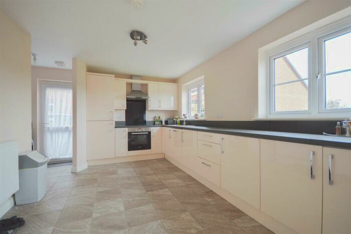 4 Bedroom Detached House To Rent In Vestry Close, Thorney, Peterborough, PE6