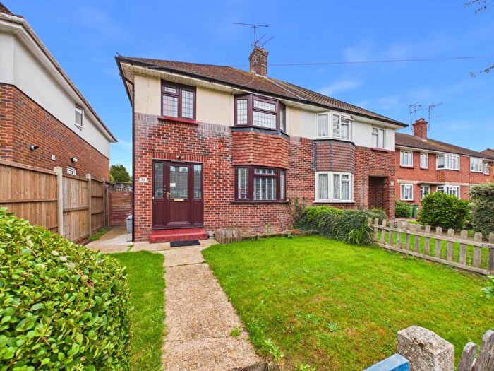 3 Bedroom Semi-Detached House For Sale In Redford Avenue, Horsham, RH12