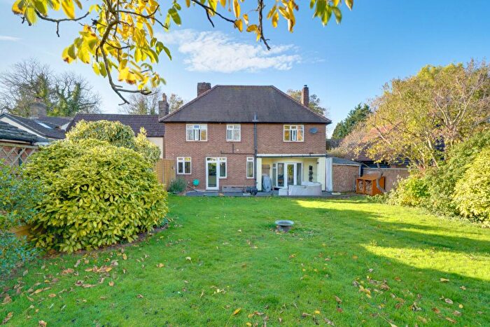 4 Bedroom Detached House For Sale In High Street, Guilden Morden, SG8