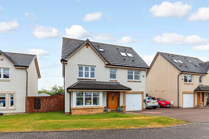 5 Bedroom Detached House For Sale In Claudius Crescent, Cambuslang, Glasgow, South Lanarkshire, G72