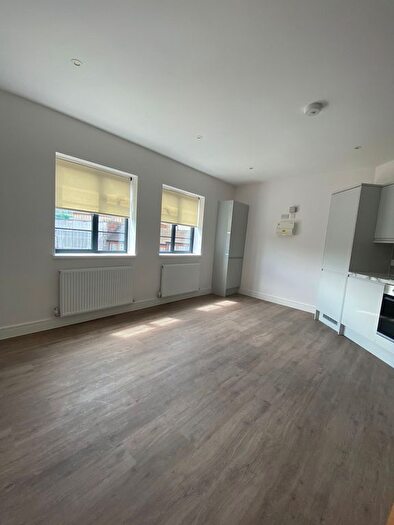 1 Bedroom Flat To Rent In High Road, London, N22