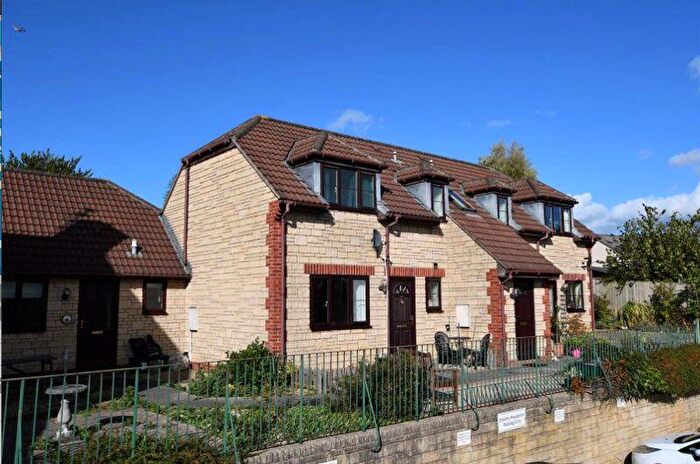 1 Bedroom Flat To Rent In West Road, Midsomer Norton, BA3
