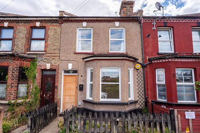 3 Bedroom Terraced House To Rent In Park Terrace, Greenhithe, Kent, DA9
