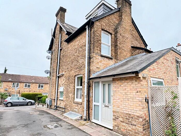 2 Bedroom Apartment To Rent In The Fairfield, Farnham, Surrey, GU9