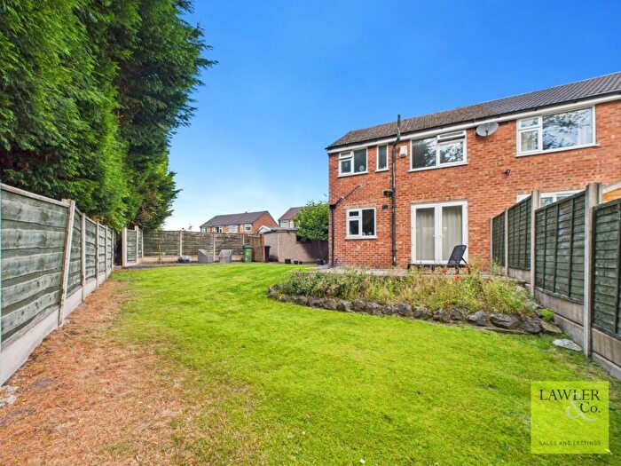 3 Bedroom Semi-Detached House For Sale In Bosden Avenue, Hazel Grove, Stockport, SK7