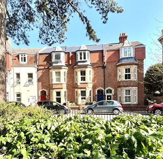 1 Bedroom Flat For Sale In The Crescent, Boscombe, BH1