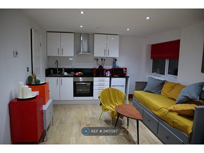 Studio To Rent In Endsleigh Road, Bedford, MK42