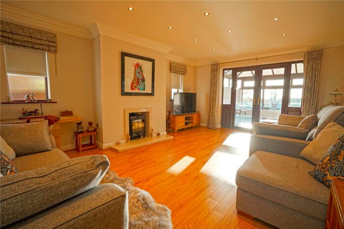 3 Bedroom Detached House For Sale In Moat Lane, Wickersley, Rotherham, South Yorkshire, S66