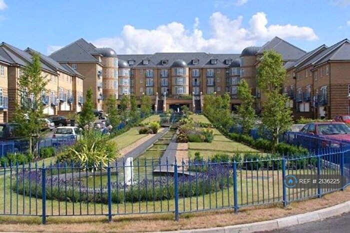 2 Bedroom Flat To Rent In Hertford, Hertford, SG13