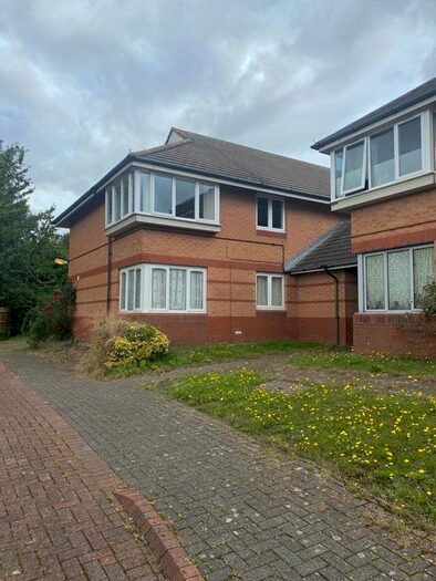 1 Bedroom Flat To Rent In Larks Close, Haverhill, CB9