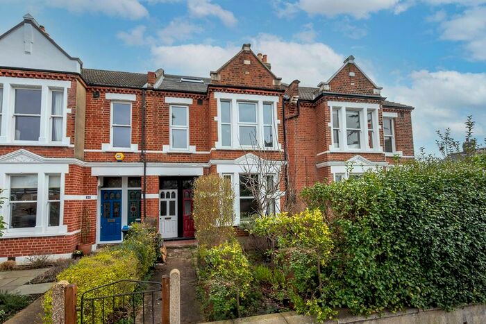 5 Bedroom Maisonette To Rent In Trinity Road, South Park Gardens, London, SW19