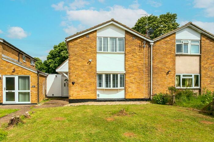 3 Bedroom Semi-Detached House To Rent In Hillcrest, Stevenage, Hertfordshire, SG1