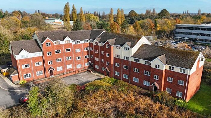 2 Bedroom Apartment For Sale In The Waterfront, Exhall, Coventry, Warwickshire, CV7