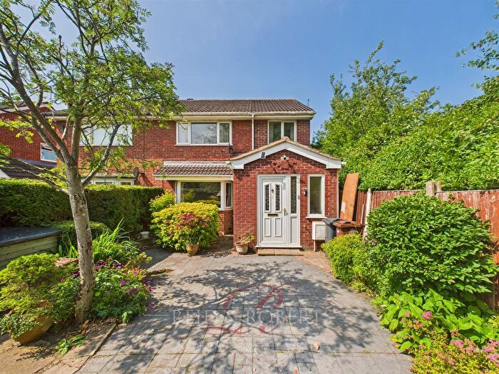 3 Bedroom Semi-Detached House For Sale In Mountain View, Hope, Wrexham, LL12